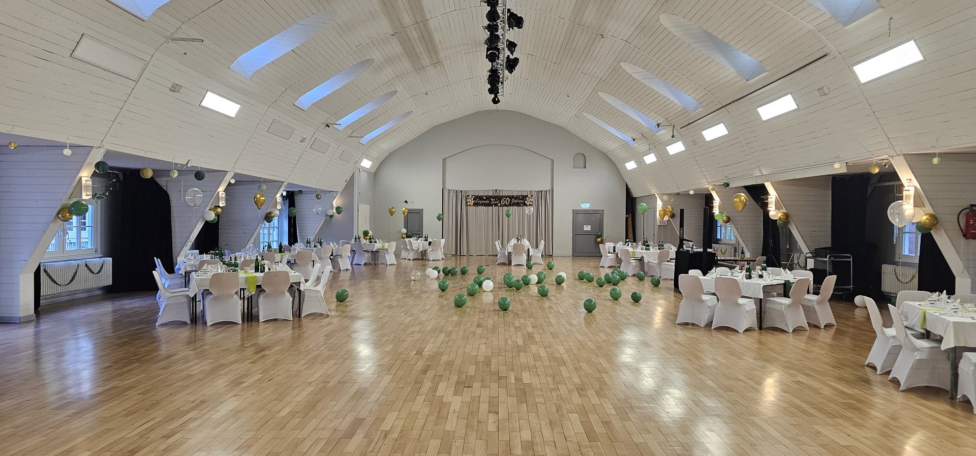 Großer Saal Hamburg Sasel 00 ohne Ambiente Beleuchtung